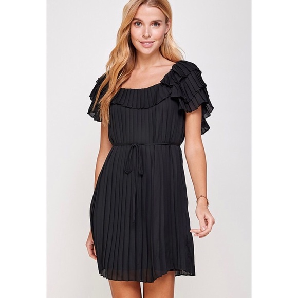 🐰 Precious boutique dress! Perfect for SPRING! 🐰 - Picture 3 of 4